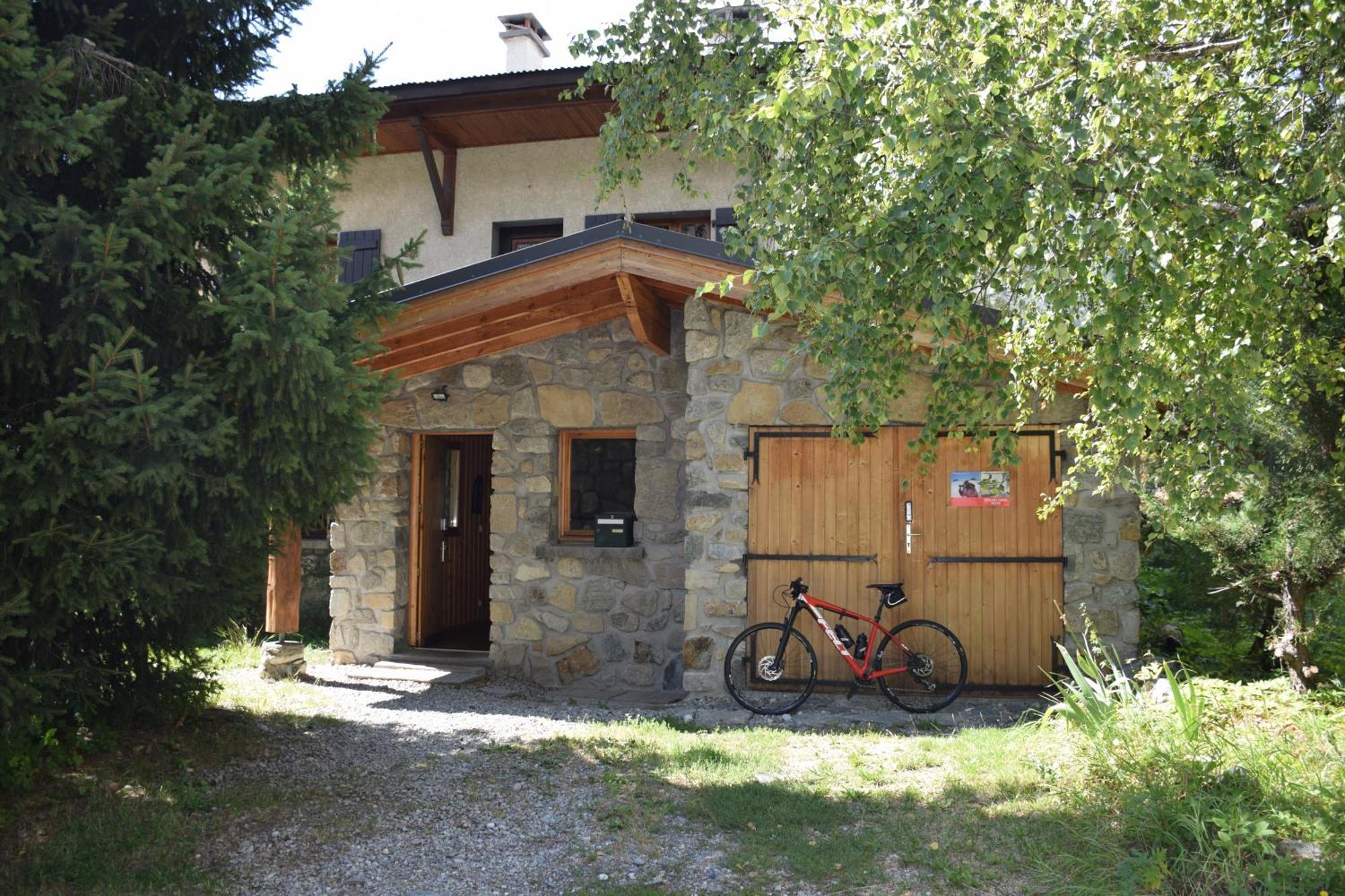 Chalet L Olan 15P Emplacement Exceptionnel Grand Terrain Ле дез Альп Экстерьер фото